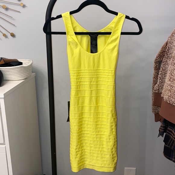 Bebe body con dress new with tags yellow